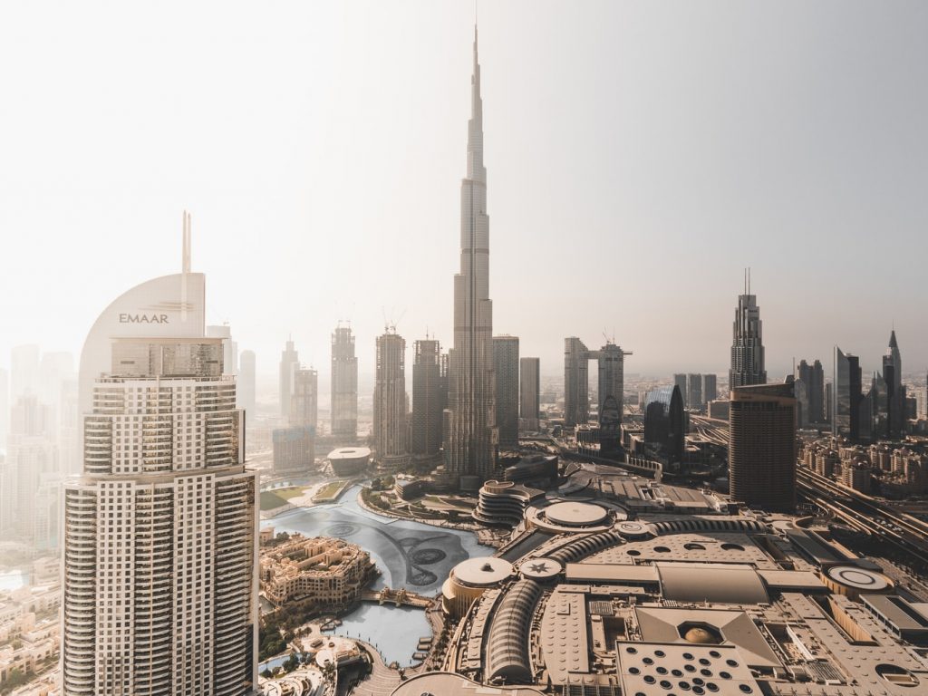 The collaboration between UK and UAE businesses to develop massive production of hydrogen includes the creation of a zero emission corridor between the two regions.